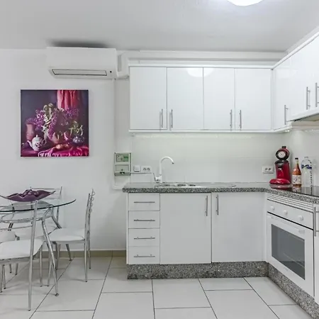 Cristianos Royal Gardens Апартаменты *